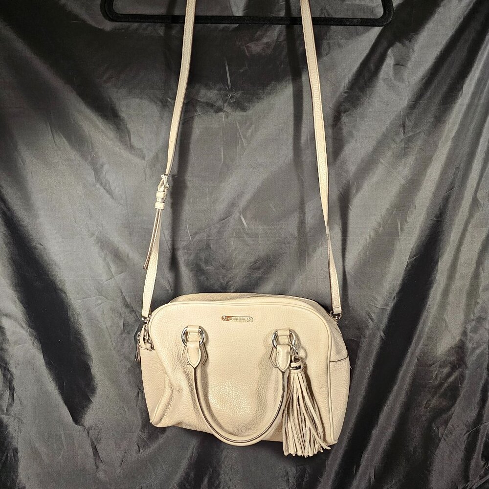 Michael Kors light grey pebble leather bag.